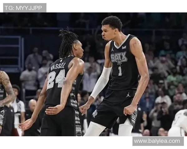 2020年NBA精彩对决回顾鹈鹕与马刺全场比赛精彩瞬间分析 2020年NBA精彩对决回顾鹈鹕与马刺全场比赛精彩瞬间分析